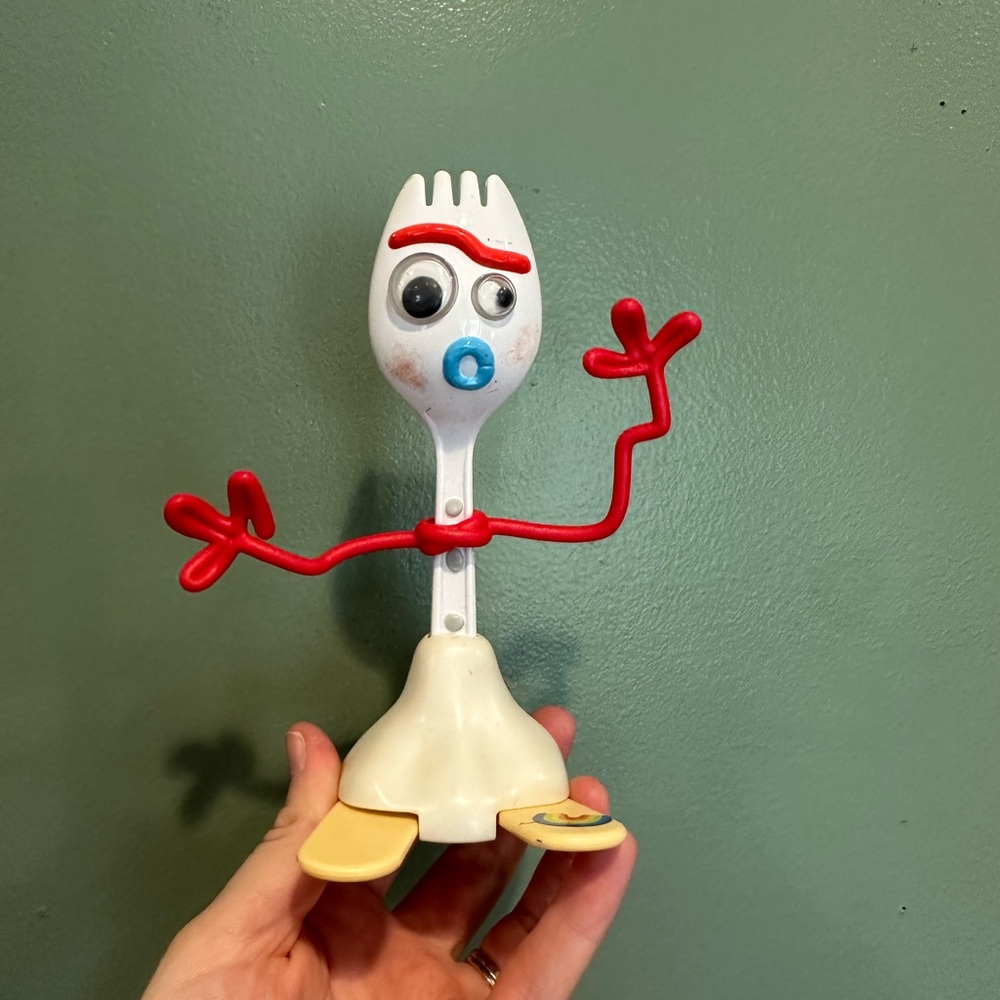Forky White and Red Fork Character Toy – Playful Action Figure